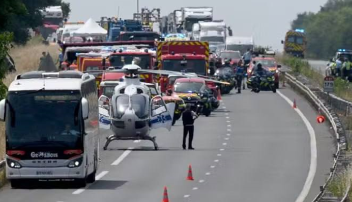 Во Франции произошла смертельная авария с украинцами: известно о четырех погибших