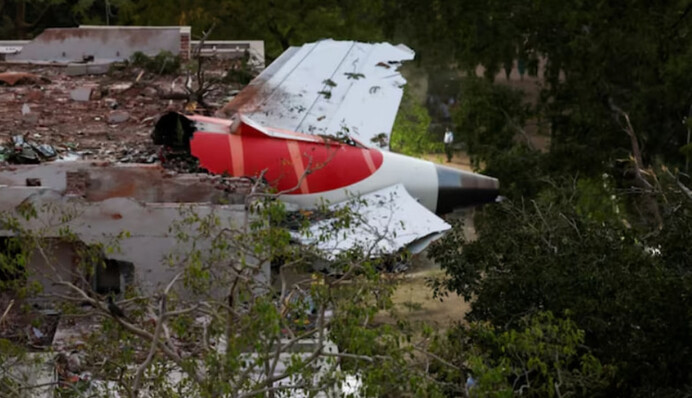 Перед трагедией — сигнал SOS: нашли "черный ящик" Air India