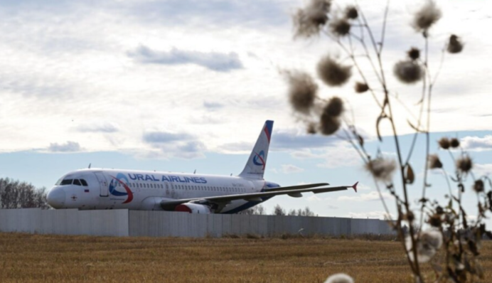 В Росії пілоти скаржаться на масові збої системи запобігання зіткнень у повітрі