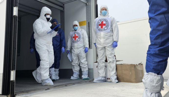 Специалисты установили имена российских оккупантов, тела которых передала РФ, — МВД