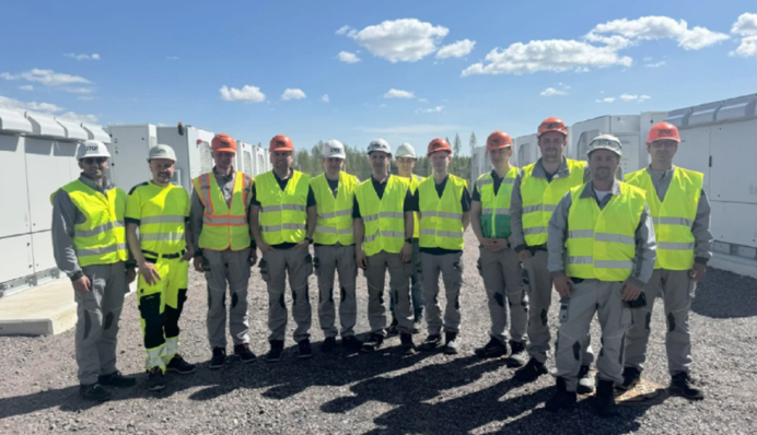 Енергетики ДТЕК пройшли в Німеччині навчання з управління системами накопичення енергії