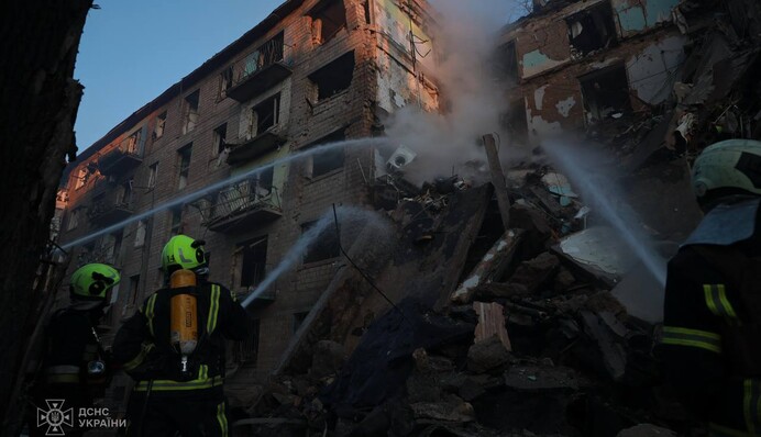 Пошкодження інфраструктури, пожежі, поранені та загиблі –  наслідки ворожої атаки на Київ та регіон