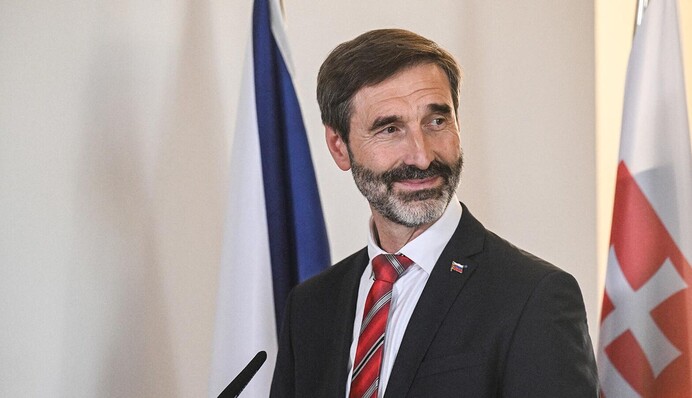 Словаччина готова підтримати санкції проти РФ, проте просить 