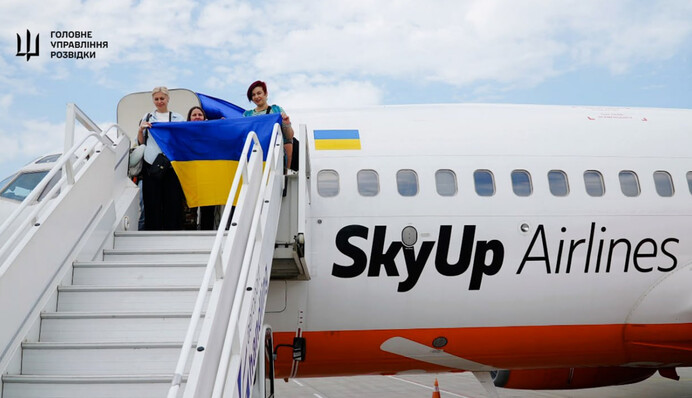 Из Ирана эвакуировали 31 украинца, среди них — 14 детей