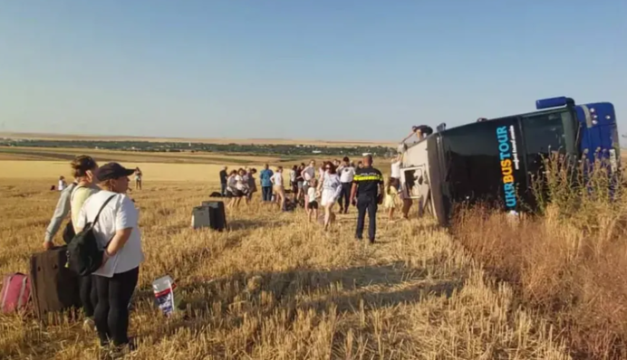 Авария автобуса с украинцами в Румынии: МИД Украины сделало заявление