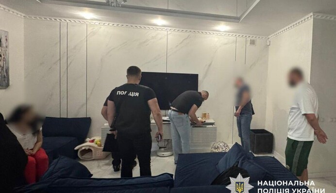 Скандал вокруг Назария Гусакова – полиция проводит обыски