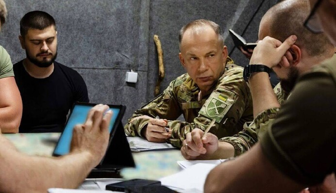 Найгарячіша точка фронту: Сирський відвідав воїнів на Покровському напрямку