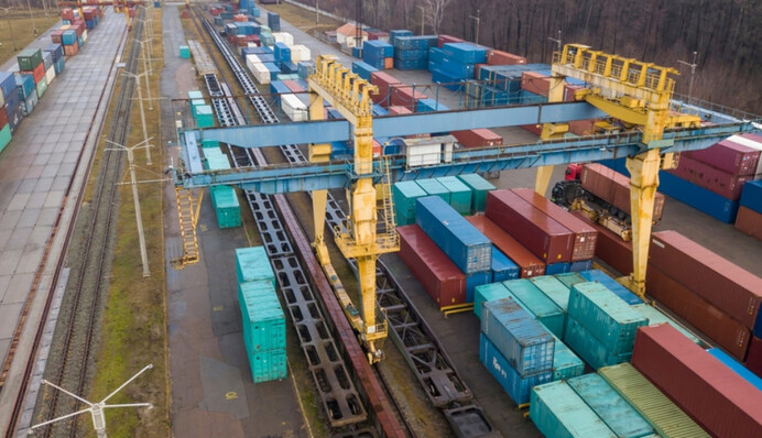 Система тарифов Укрзализныци привязана к расстоянию, попытка ввести коэффициенты это нарушение закона - эксперт