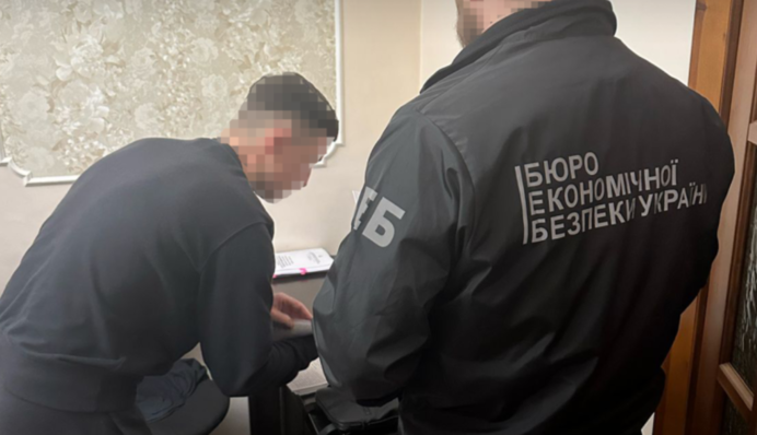 Требовали 150 тыс. долларов: НАБУ объявило подозрение еще одному детективу БЭБ