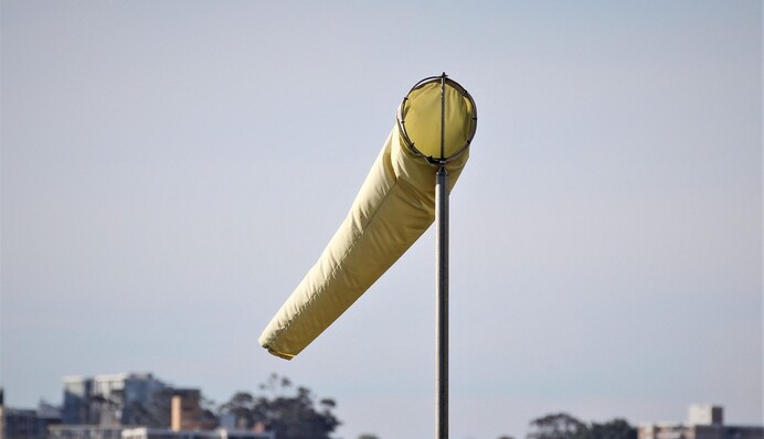 Штормовое предупреждение для Киева и области – объявлен желтый уровень опасности