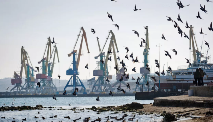 РФ хоче залучити Китай до будівництва порту й бази у Криму