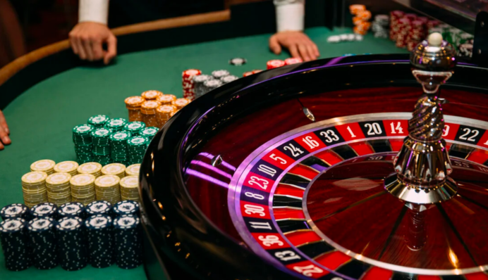 Владелец нового казино в «Премьер-Палаце» связан с руководителем российской разведки Нарышкиным