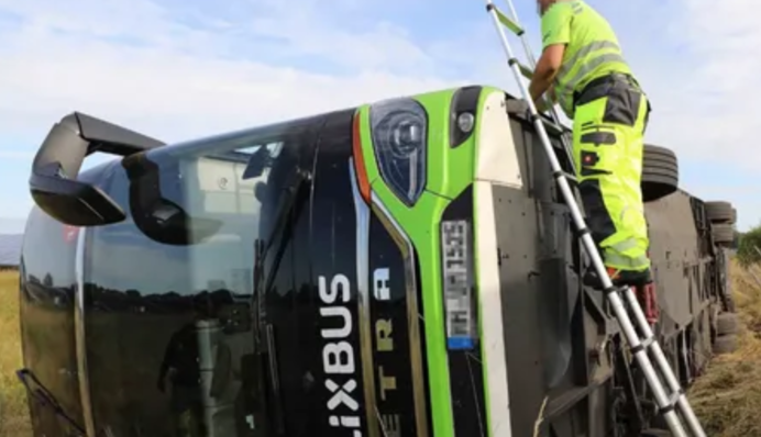 В Германии произошла авария автобуса с украинцами: пострадал 31 пассажир