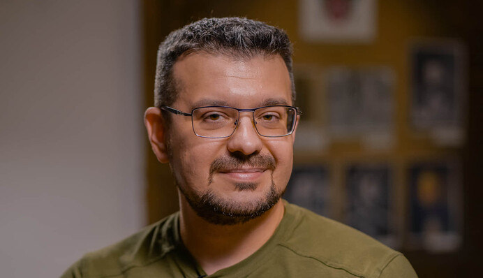 Алфьоров: Росіяни воюють не лише ракетами — вони використовують пам’ять як зброю