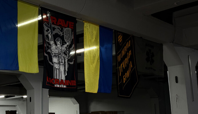 Компания Nemiroff, Святослав Вакарчук и проект «Птахи» поддержали медиков «Азова»