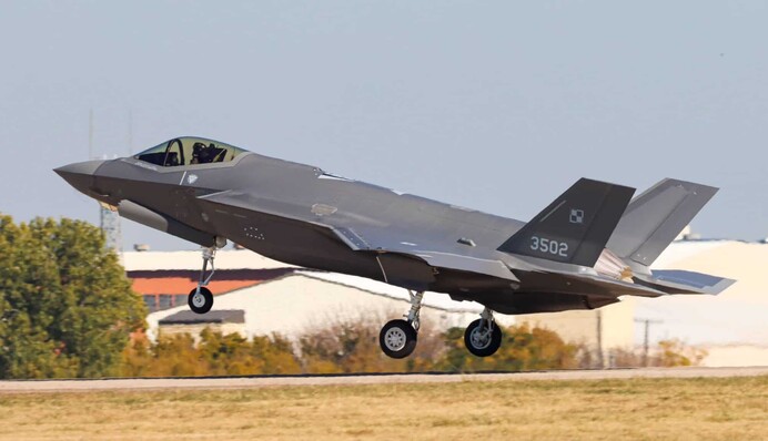 Через масовану атаку на Луцьк та Житомир Польща піднімала для патрулювання винищувачі