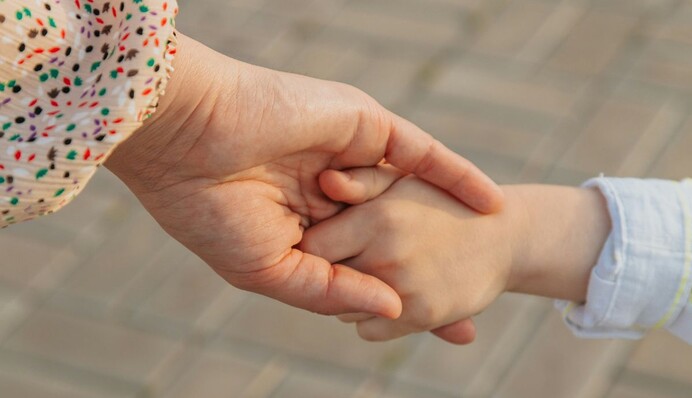 Із окупованої території повернули жінку з трьома дітьми – Єрмак