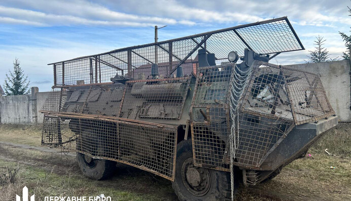 На Сумщині засудили військового, який вкрав БТР та поїхав на ньому додому на Полтавщину