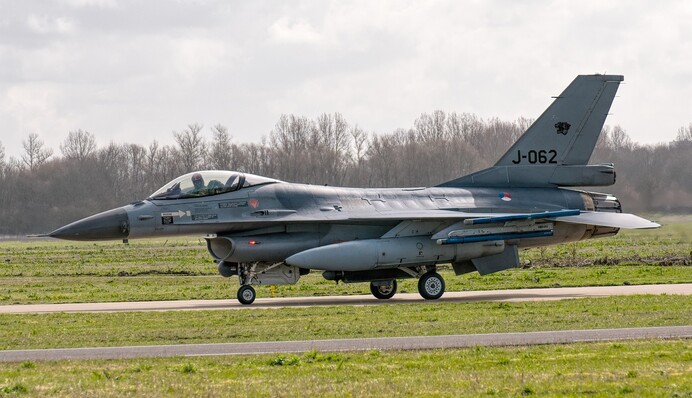 Чехія підготує вісім українських пілотів F-16 до кінця 2026 року