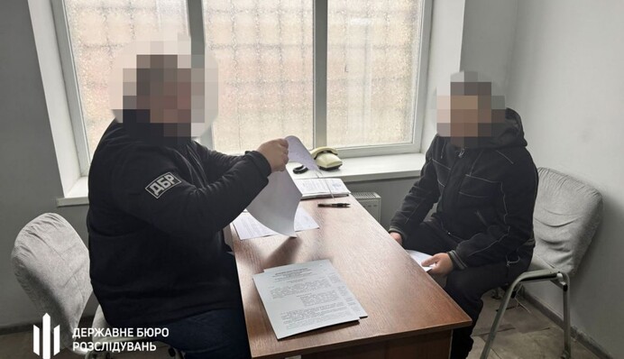 Военный получил семь лет тюрьмы за дезертирство и угон бронетранспортера