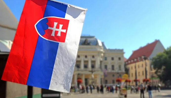 Словаччина хоче гарантій перед голосуванням за нові санкції ЄС проти РФ — Фіцо