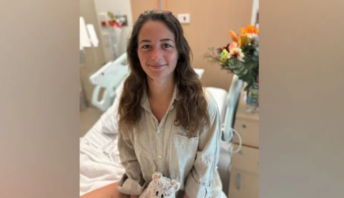 Спала в пещере и пила из лужи: в Австралии туристку нашли после 11 дней исчезновения