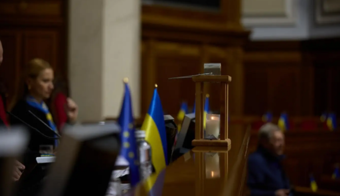 Рада приостановила действие Конвенции о противопехотных минах