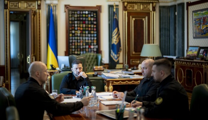 Анализ контрактов и новые цели: Зеленский провел совещание по оборонной сфере
