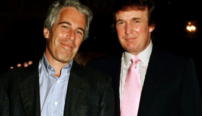 WSJ узнало о непристойном письме, которое Трамп мог написать Эпштейну