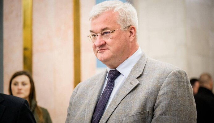 "Один з найсильніших на сьогодні": МЗС України привітало санкції ЄС проти РФ