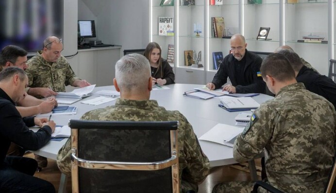 Шмигаль провів першу нараду із заступниками на посаді міністра оборони