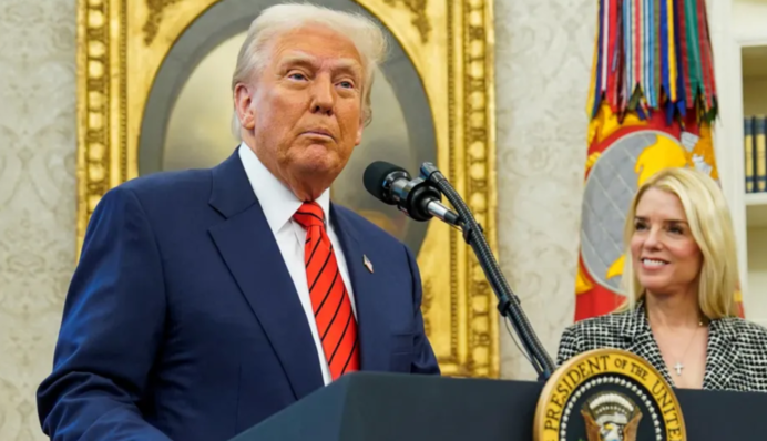 Справа Епштейна: Трамп доручив розсекретити свідчення журі