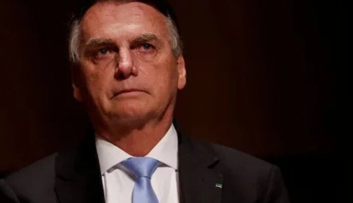 Суд у Бразилії заборонив експрезиденту контактувати з іноземними офіційними особами