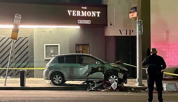 У Лос-Анджелесі авто врізалося у натовп біля нічного клубу: 30 людей постраждали