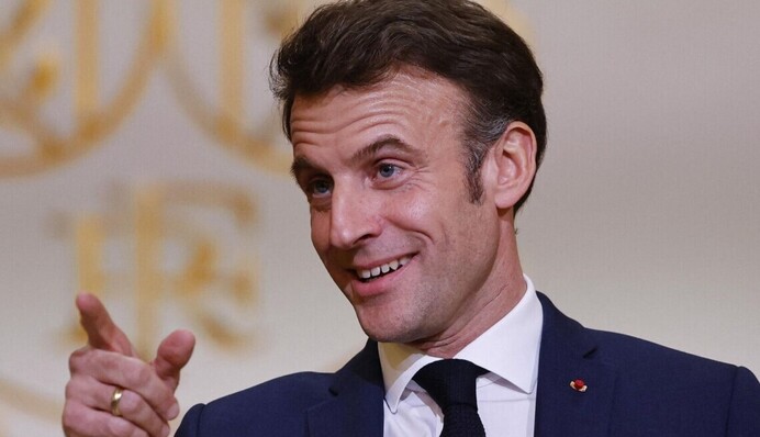 Антирекорд доверия: Макрона поддерживают лишь 19% французов