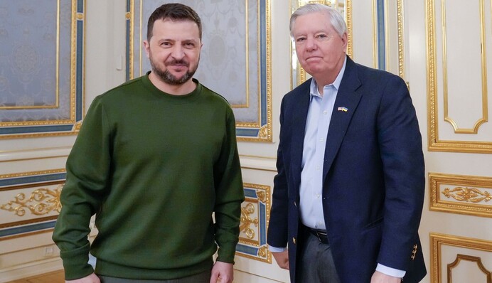 США планують ввести тарифи проти трьох країн, які купують нафту у РФ — сенатор Грем