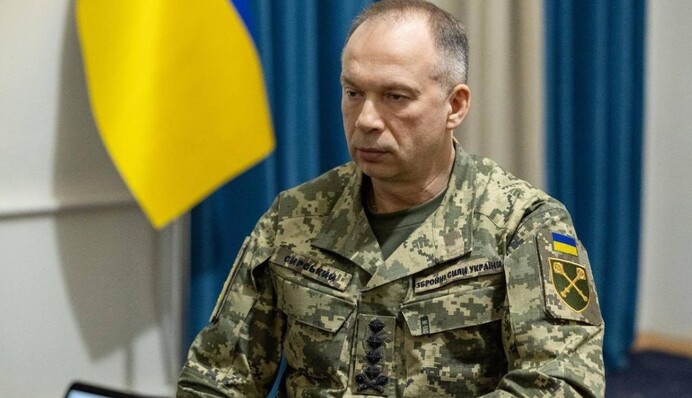 Сирський відкинув можливість відставки через свій вік — WP