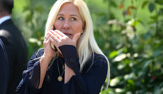 Конгресвумен Тейлор Грін поширила фейк про протести в Києві