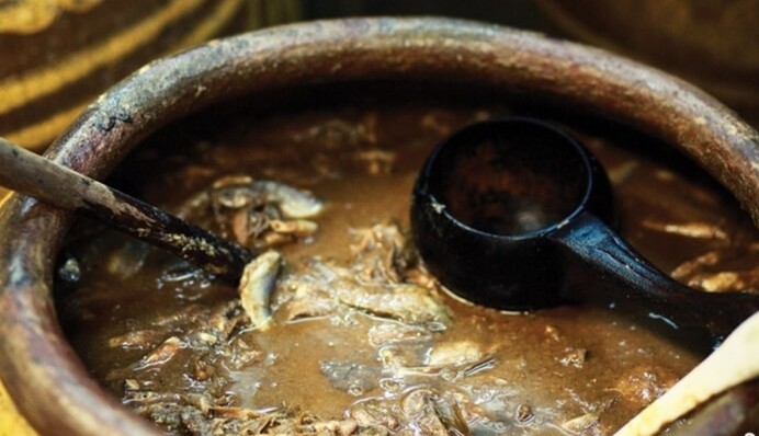 Ученые обнаружили остатки любимого соуса древних римлян, который ели 1800 лет назад