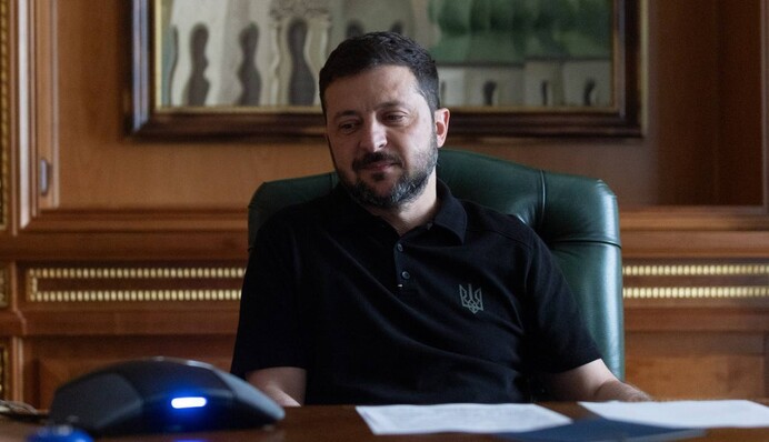 Франція готова допомагати Україні з фінансуванням виробництва дронів — Зеленський