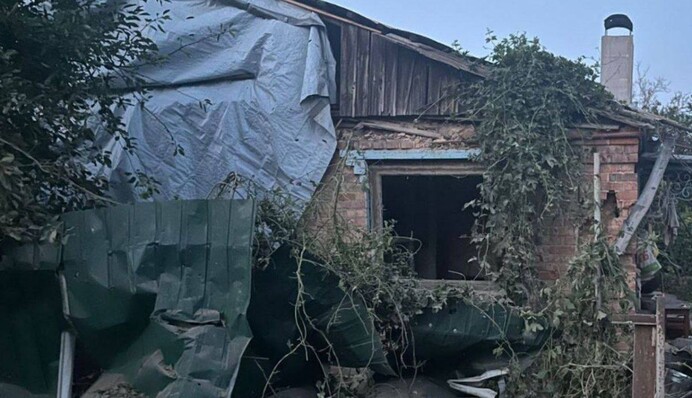 Росіяни з вечора атакували два райони Дніпропетровщини: є поранені