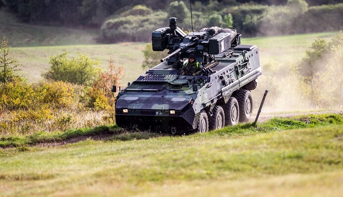 Россия снова активнее применяет бронетехнику на фронте – ISW