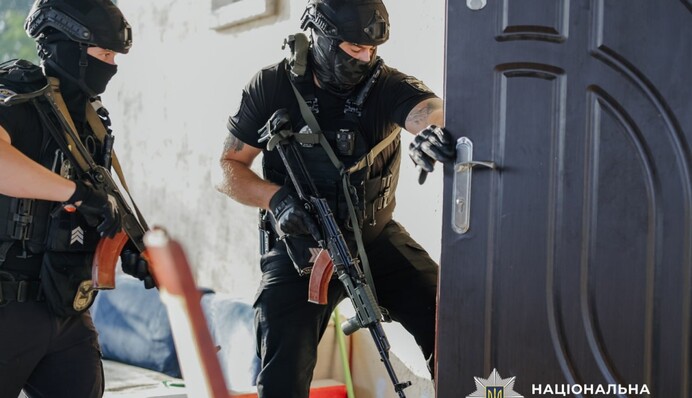 Правоохоронці перекрили черговий канал незаконного перетину кордону України