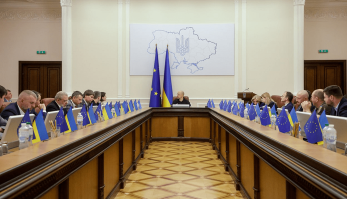 Кабмін хоче скасувати одразу 63 дозволи та ліцензії