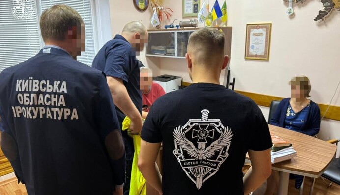 Корупційні схеми на Київщині: депутатів та чиновників підозрюють у розкраданнях