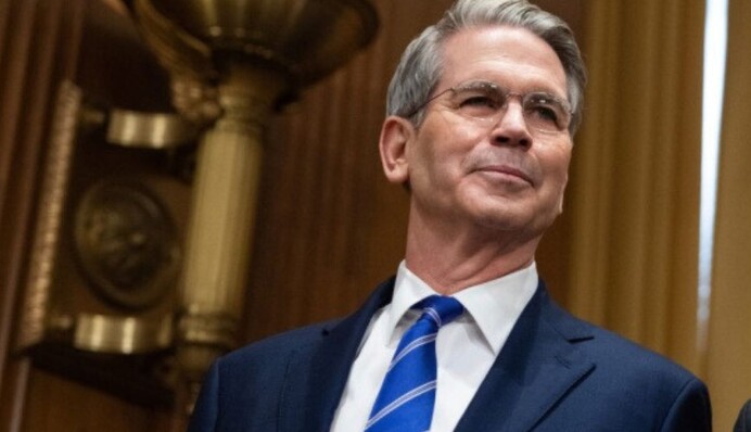 США попередили Китай про 100% мита за купівлю російської нафти