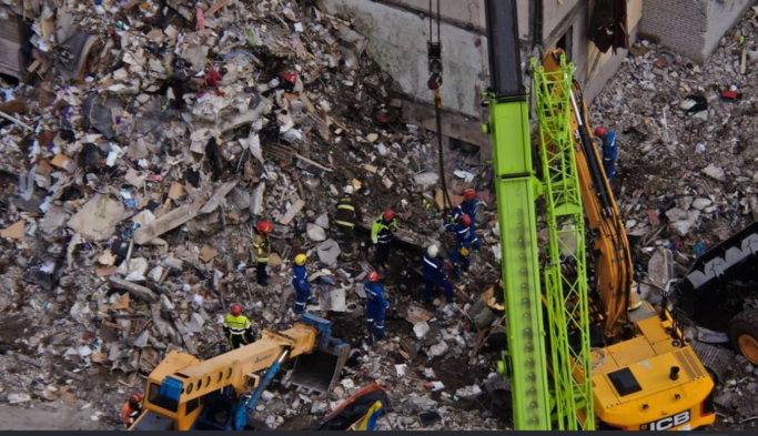 В Киеве число жертв удара РФ возросло до 16, среди них — двое детей