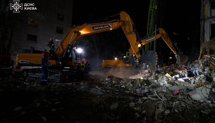 Поисковые работы в Киеве: количество жертв от удара РФ по столице снова возросло – ГСЧС