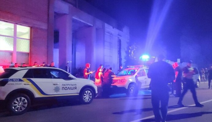 Правоохоронці прокоментували конфлікт із ТЦК біля стадіону у Вінниці