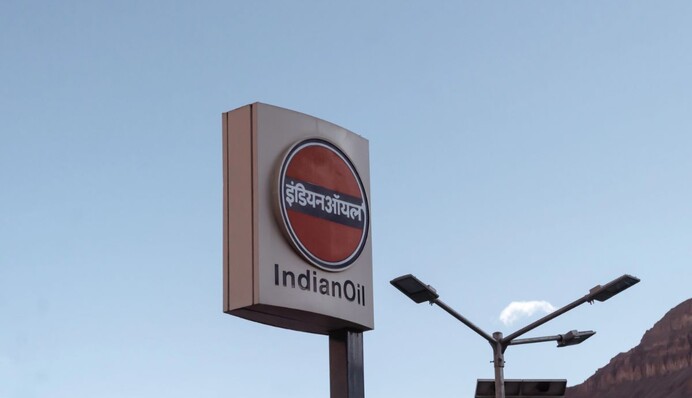 Индия закупила нефть у США после угроз Трампа ввести тарифы — Bloomberg